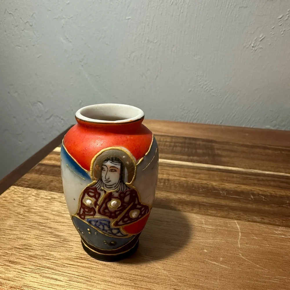 Vintage Occupied Japan Mini Moriage Vase 1940s Porcelain Collectible